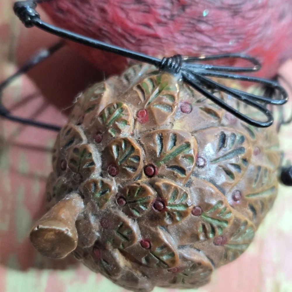 Christmas Cardinal Hanging Ornament  Pinecone Wreath Ribbon Bird‎ Holiday Decor